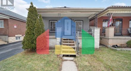 Residential - Single Family Home - Hamilton, Canada - Canada