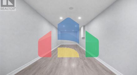 Residential - Single Family Home - Hamilton, Canada - Canada