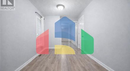 Residential - Single Family Home - Hamilton, Canada - Canada