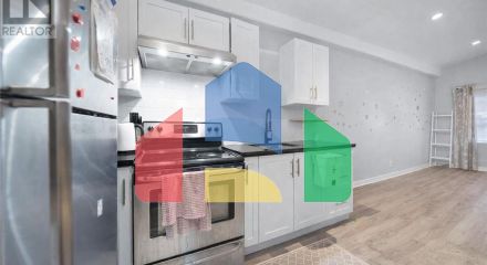 Residential - Single Family Home - Hamilton, Canada - Canada