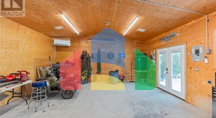 Residential - Single Family Home - Hamilton, Canada - Canada