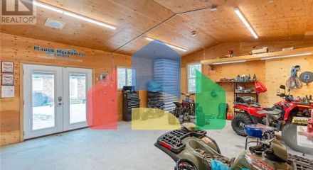 Residential - Single Family Home - Hamilton, Canada - Canada