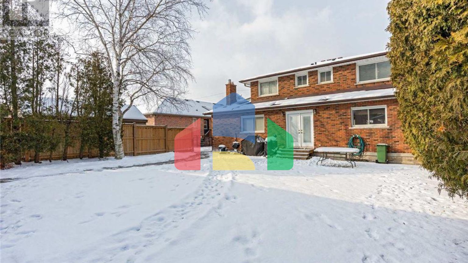 Residential - Single Family Home - Hamilton, Canada - Canada