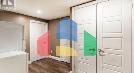 Residential - Single Family Home - Hamilton, Canada - Canada