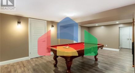 Residential - Single Family Home - Hamilton, Canada - Canada