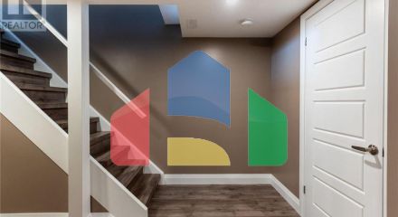 Residential - Single Family Home - Hamilton, Canada - Canada