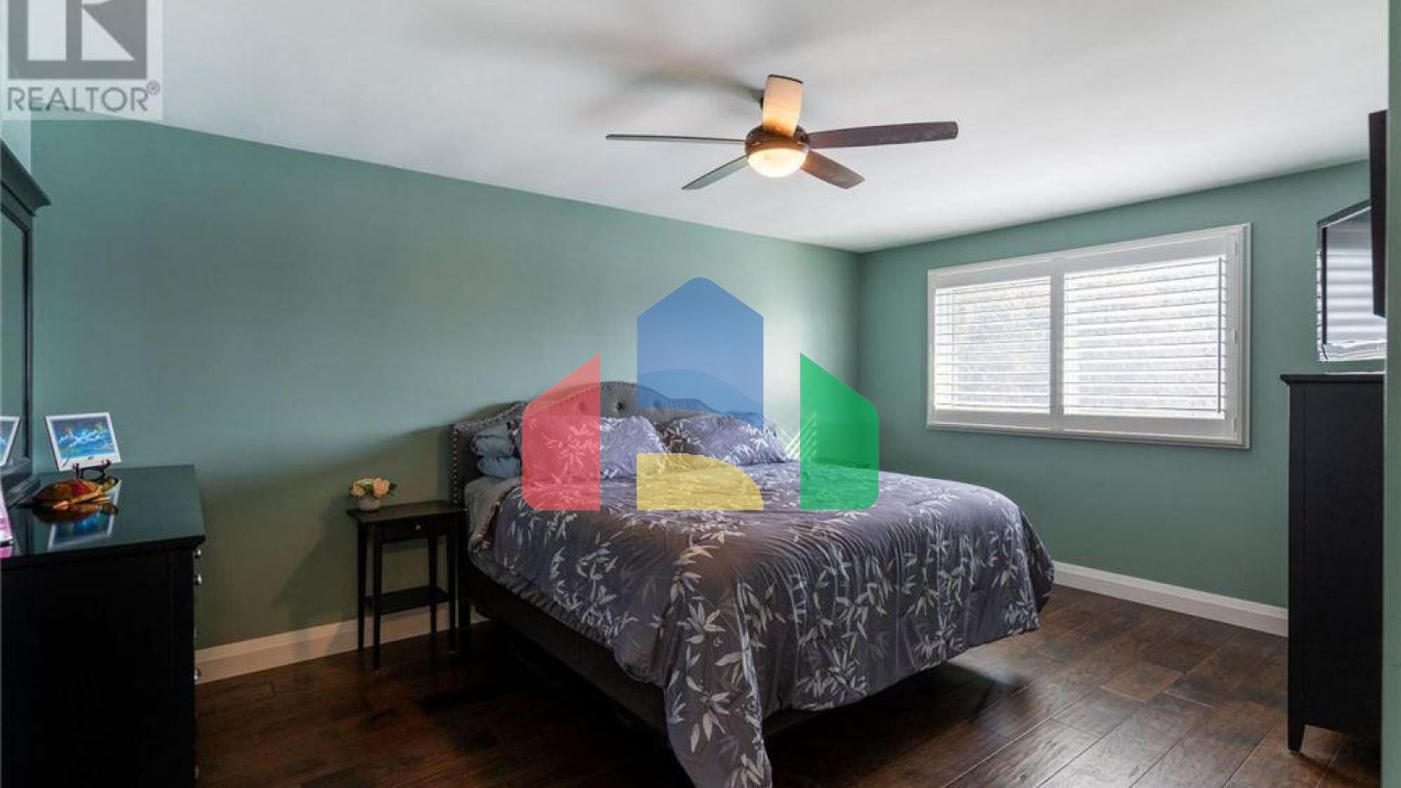 Residential - Single Family Home - Hamilton, Canada - Canada