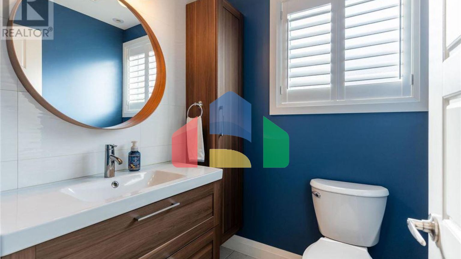 Residential - Single Family Home - Hamilton, Canada - Canada