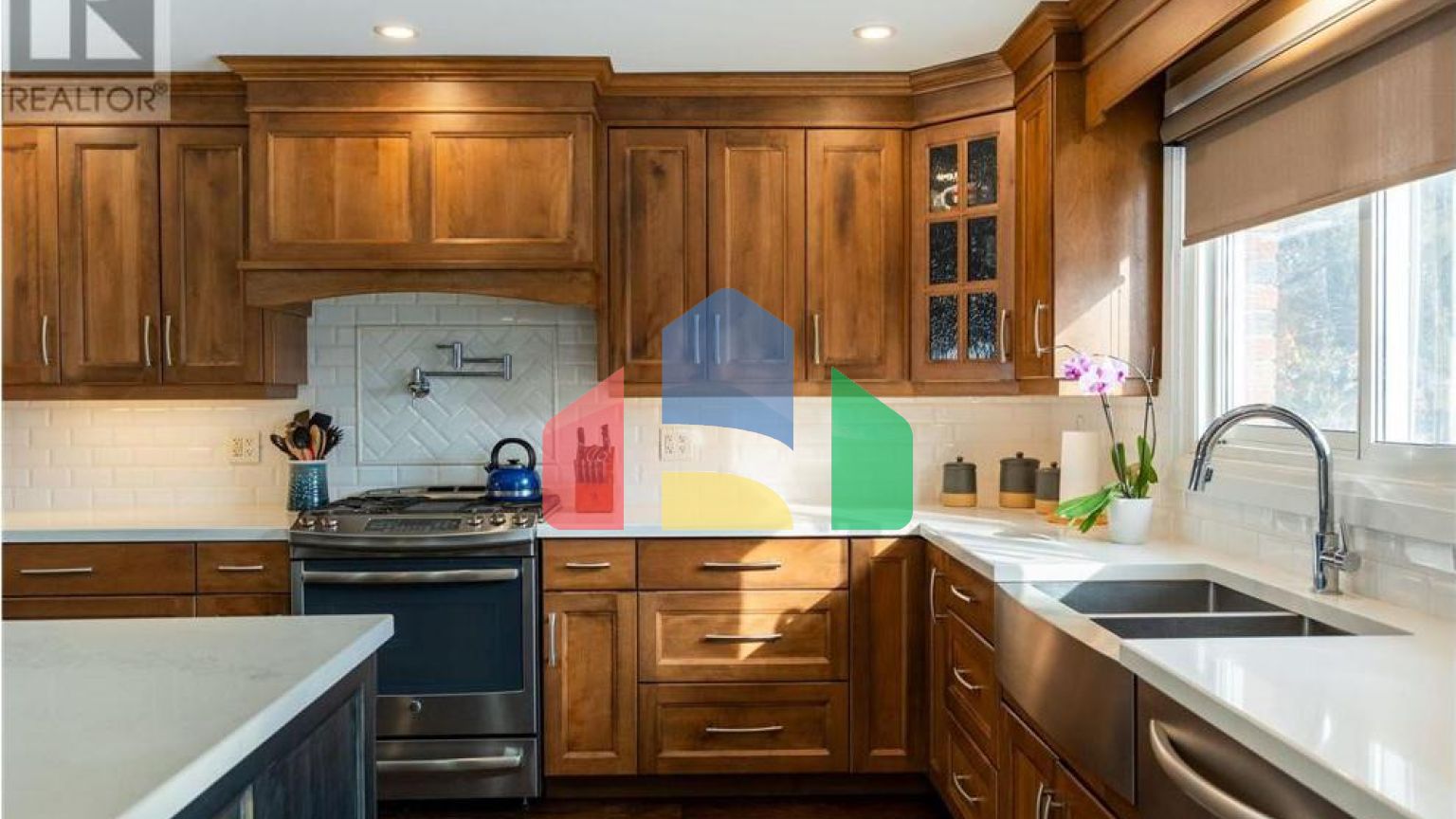 Residential - Single Family Home - Hamilton, Canada - Canada