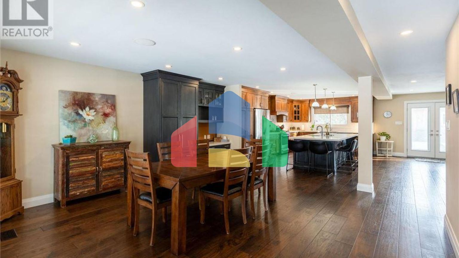 Residential - Single Family Home - Hamilton, Canada - Canada