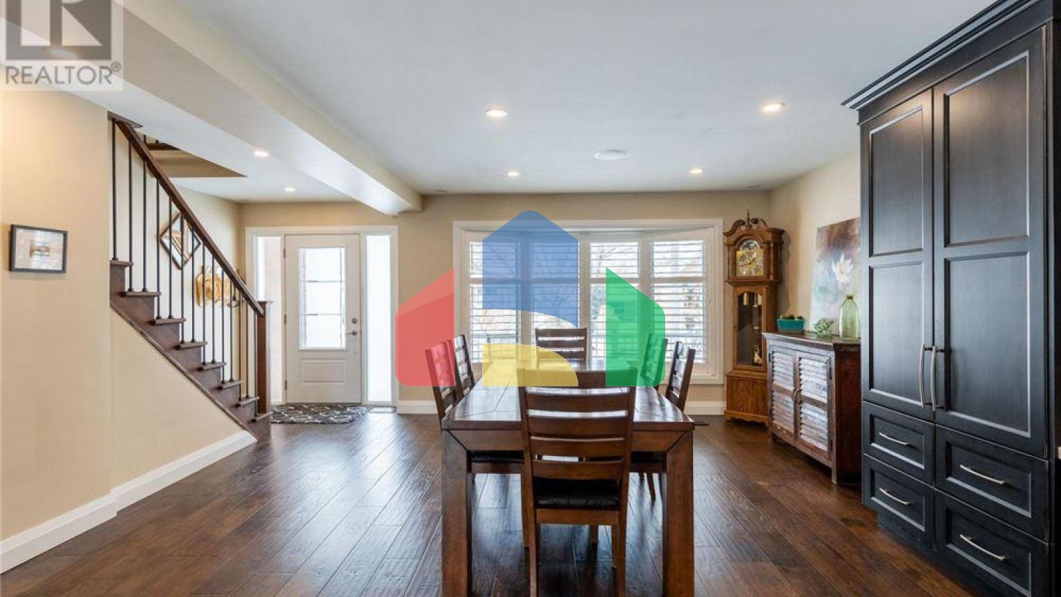 Residential - Single Family Home - Hamilton, Canada - Canada