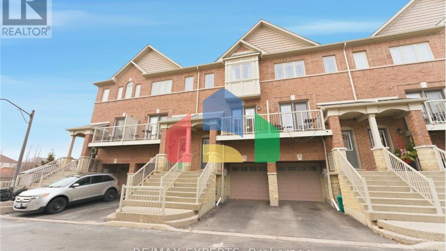 Residential - Single Family Home - Hamilton, Canada - Canada