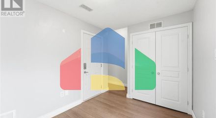 Residential - Single Family Home - Hamilton, Canada - Canada