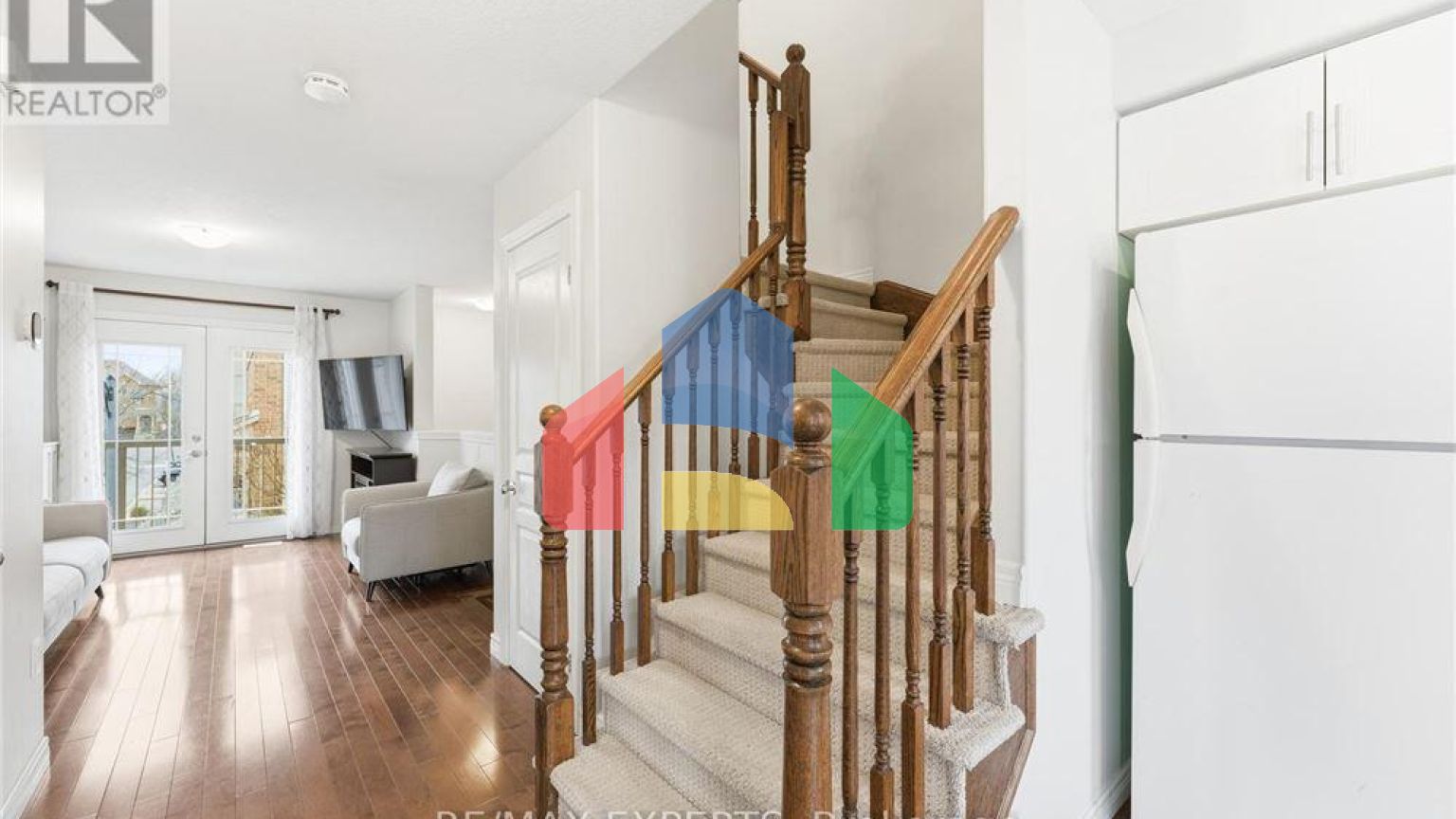 Residential - Single Family Home - Hamilton, Canada - Canada