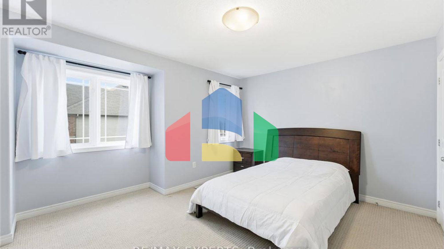 Residential - Single Family Home - Hamilton, Canada - Canada