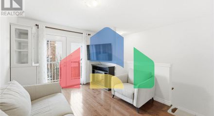 Residential - Single Family Home - Hamilton, Canada - Canada