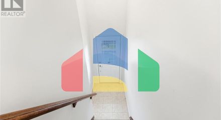 Residential - Single Family Home - Hamilton, Canada - Canada