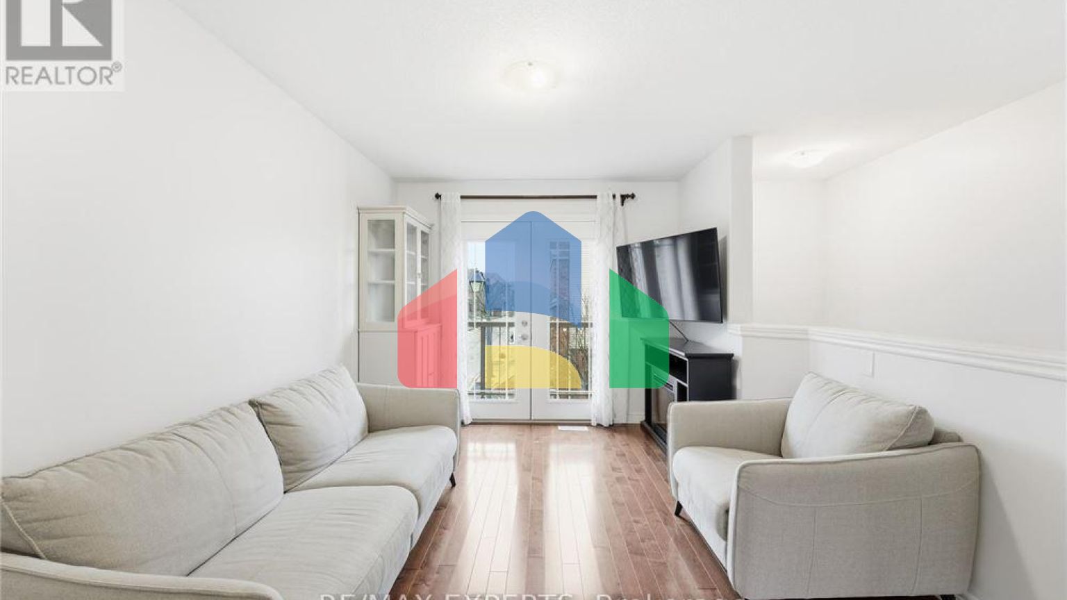 Residential - Single Family Home - Hamilton, Canada - Canada