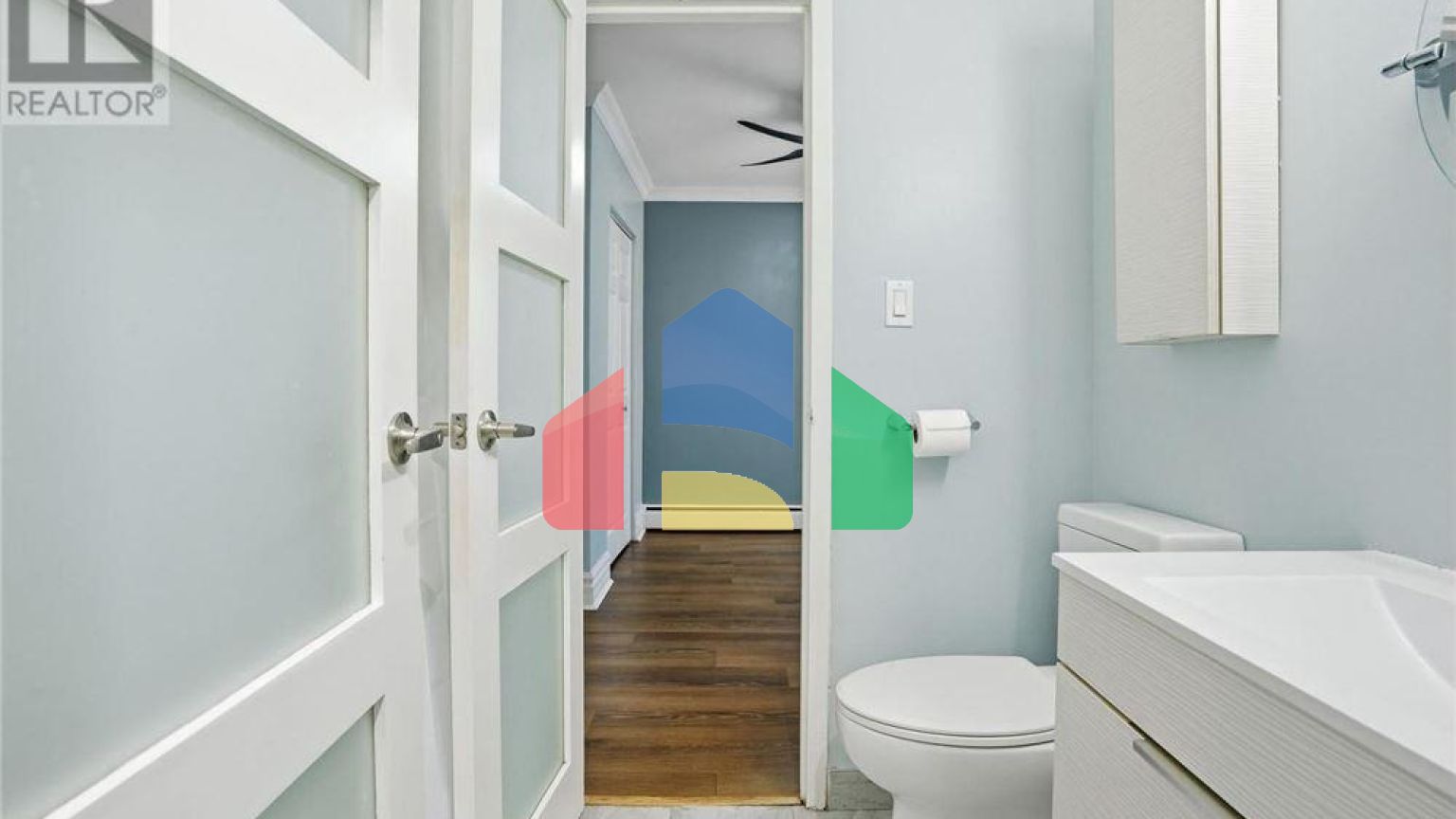 Residential - Condo/Apartment - Hamilton, Canada - Canada