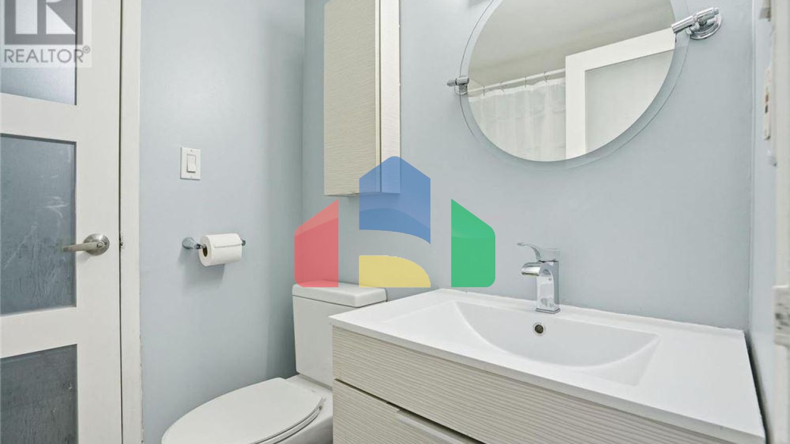 Residential - Condo/Apartment - Hamilton, Canada - Canada