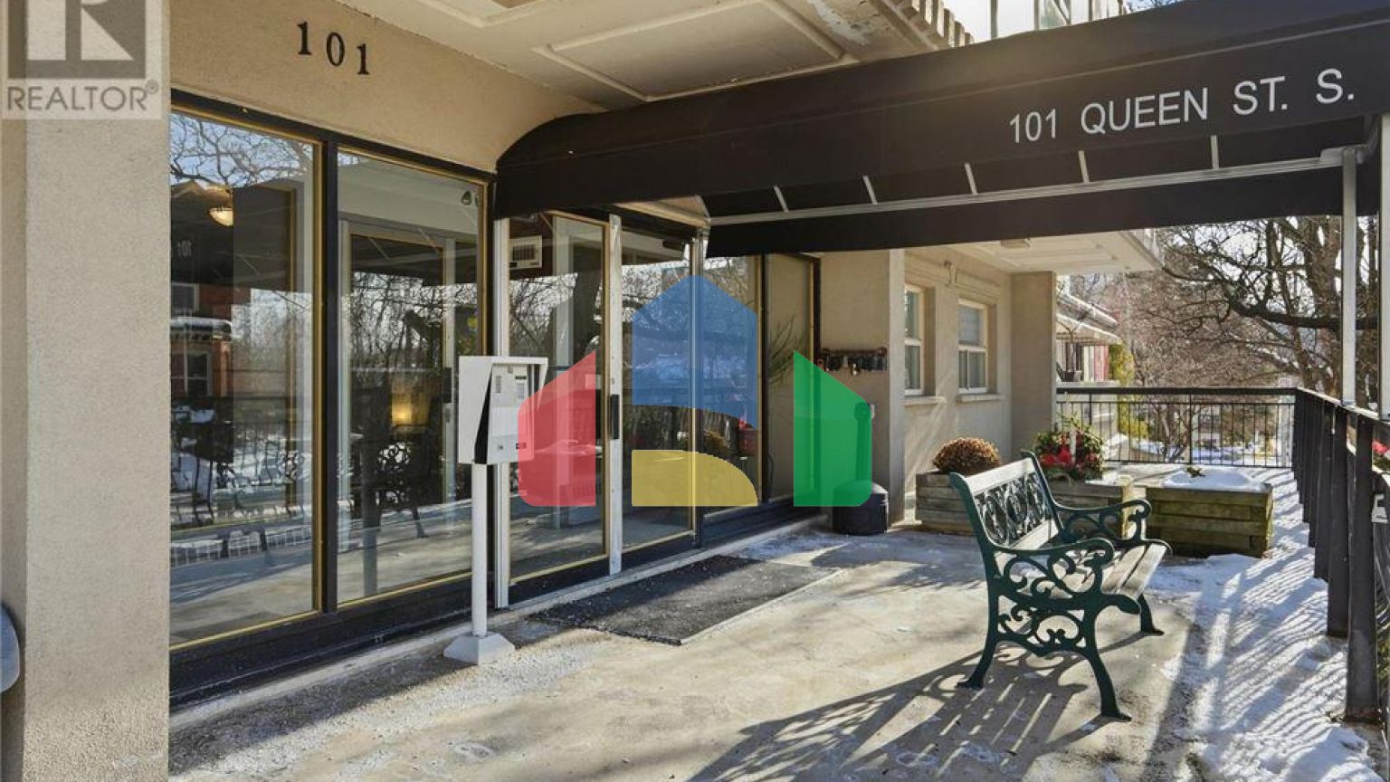 Residential - Condo/Apartment - Hamilton, Canada - Canada