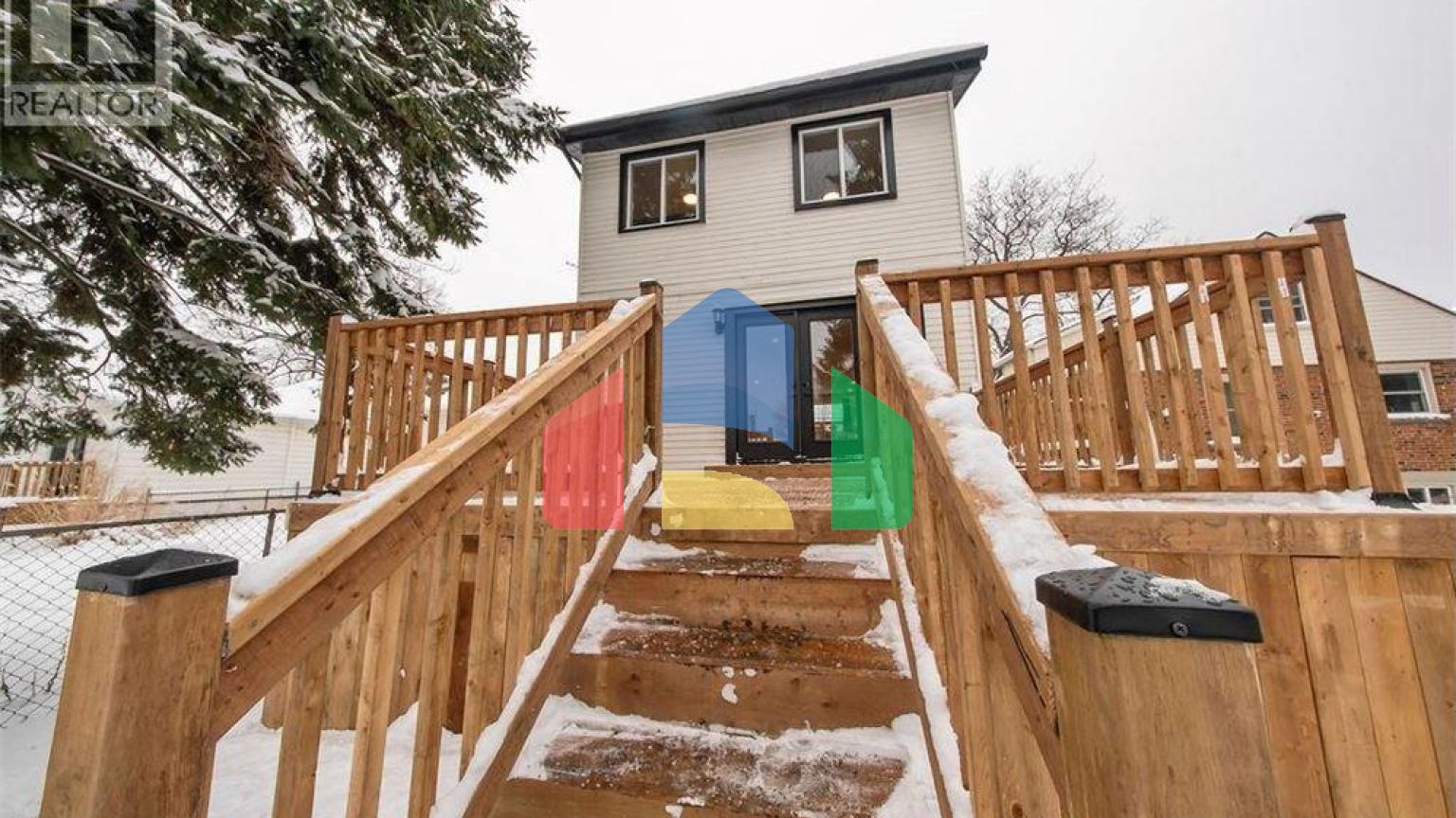 Residential - Single Family Home - Hamilton, Canada - Canada