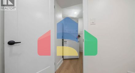 Residential - Single Family Home - Hamilton, Canada - Canada