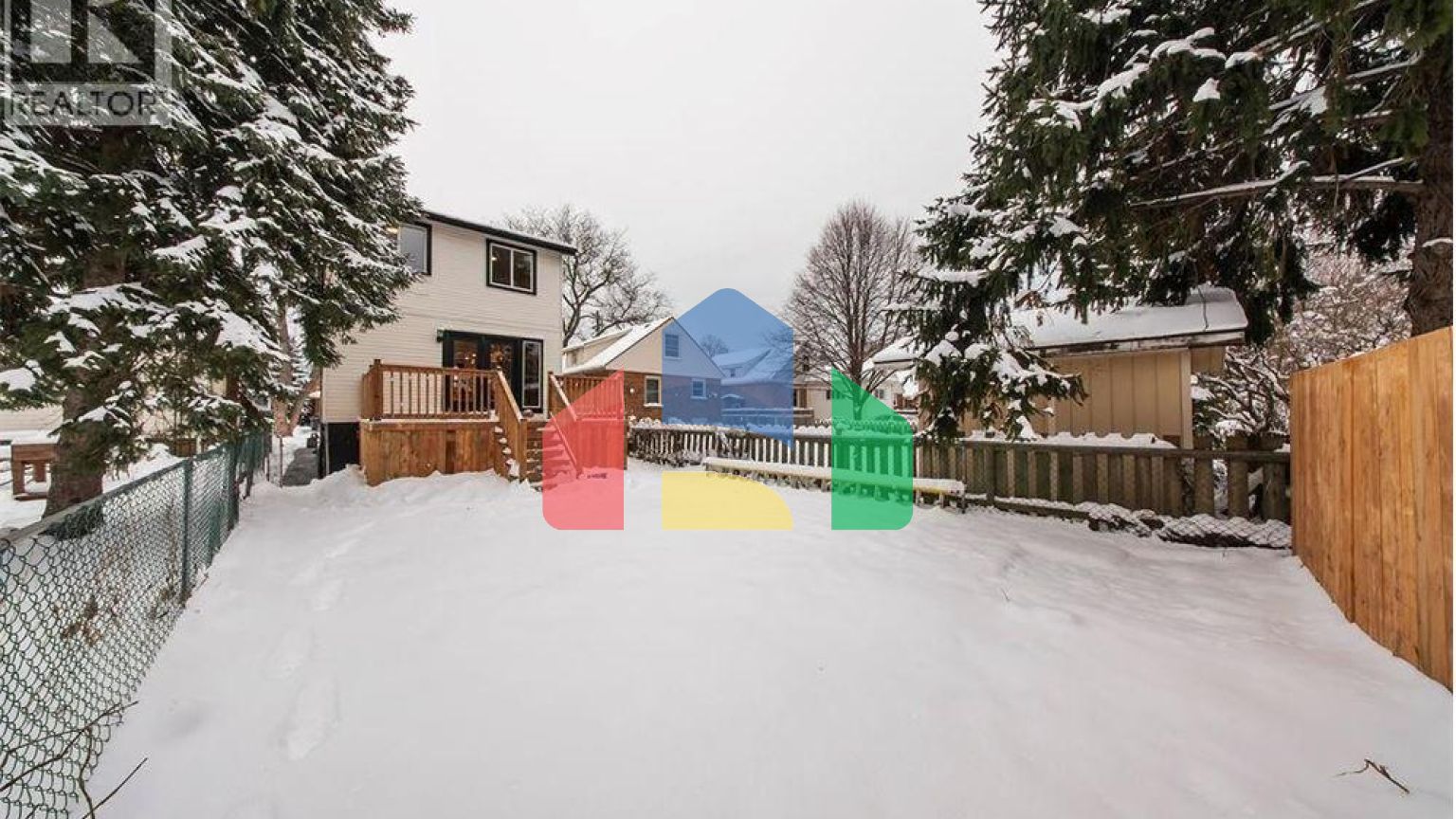 Residential - Single Family Home - Hamilton, Canada - Canada