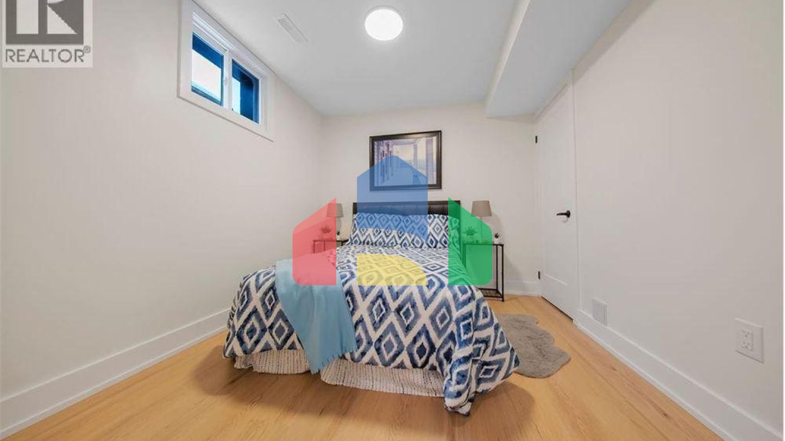 Residential - Single Family Home - Hamilton, Canada - Canada