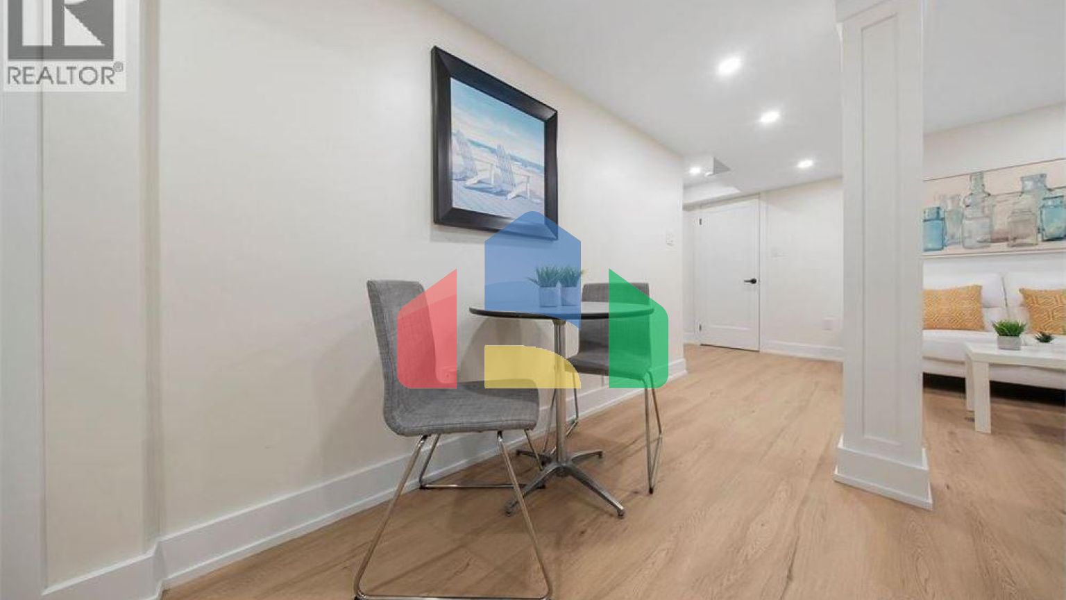 Residential - Single Family Home - Hamilton, Canada - Canada