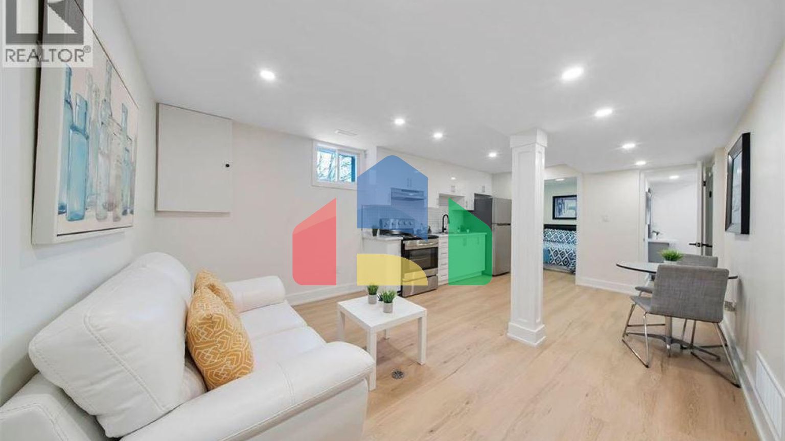 Residential - Single Family Home - Hamilton, Canada - Canada