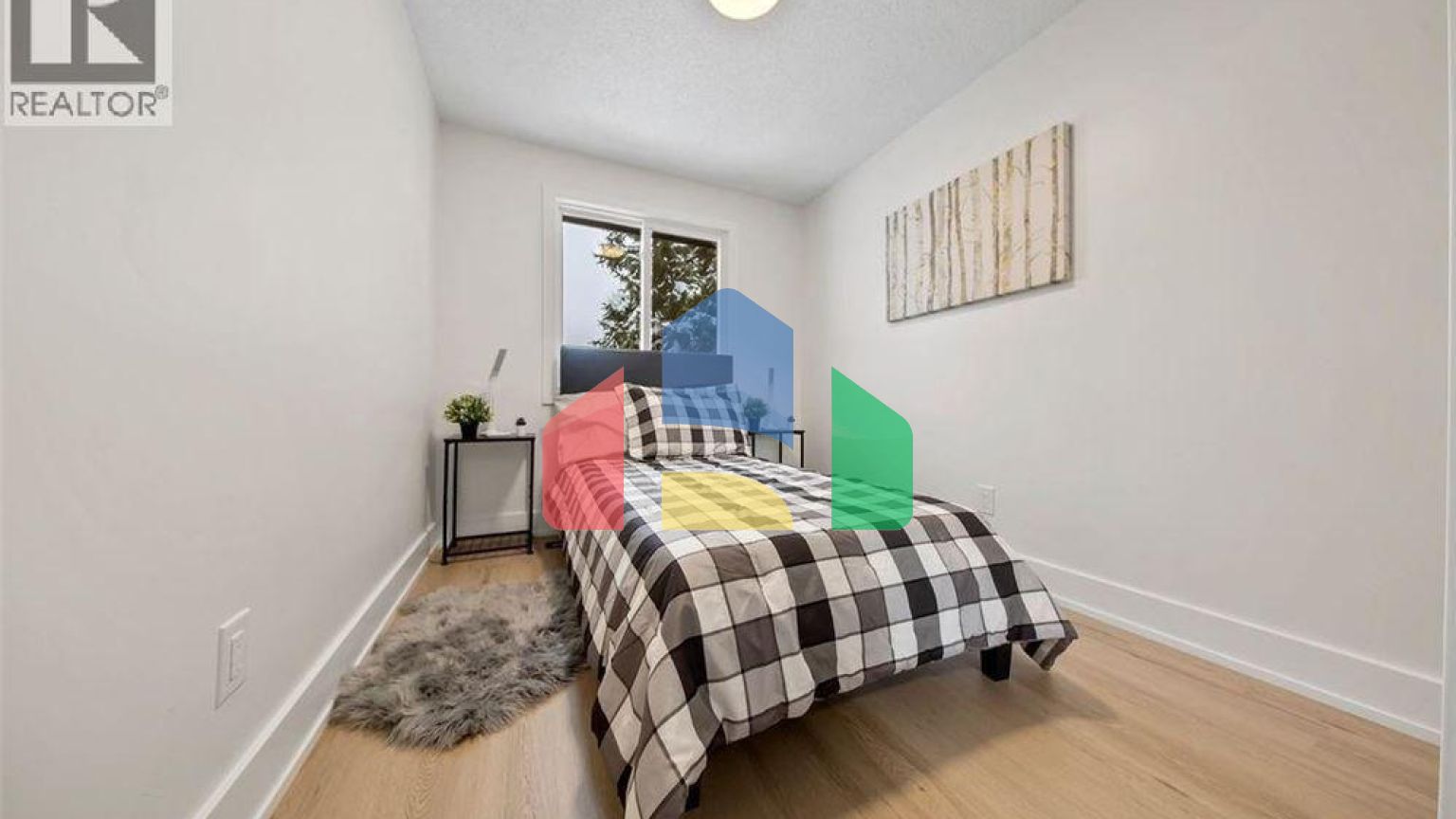 Residential - Single Family Home - Hamilton, Canada - Canada