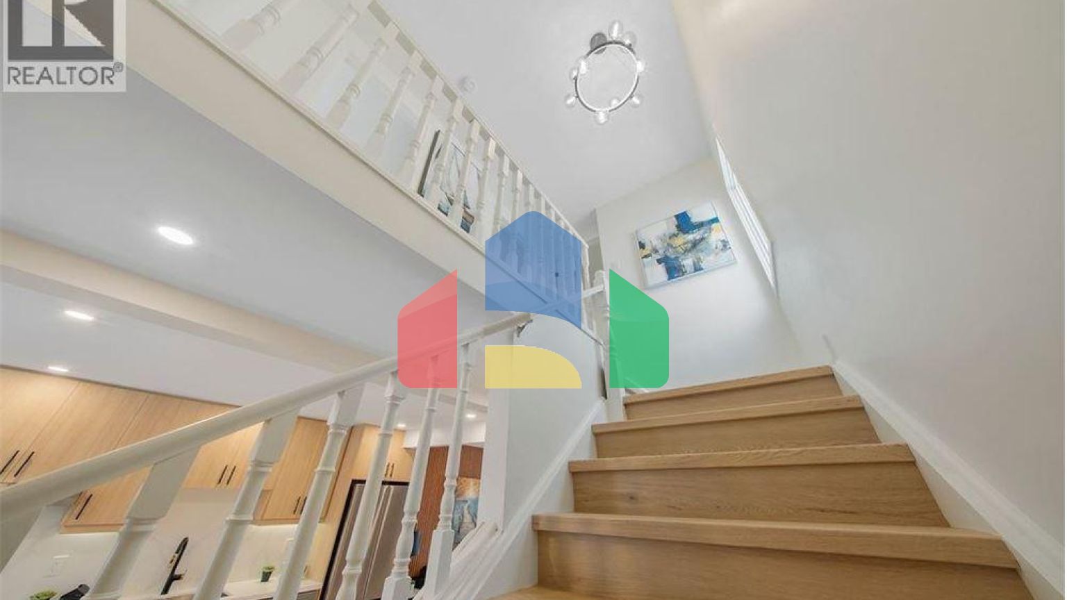 Residential - Single Family Home - Hamilton, Canada - Canada