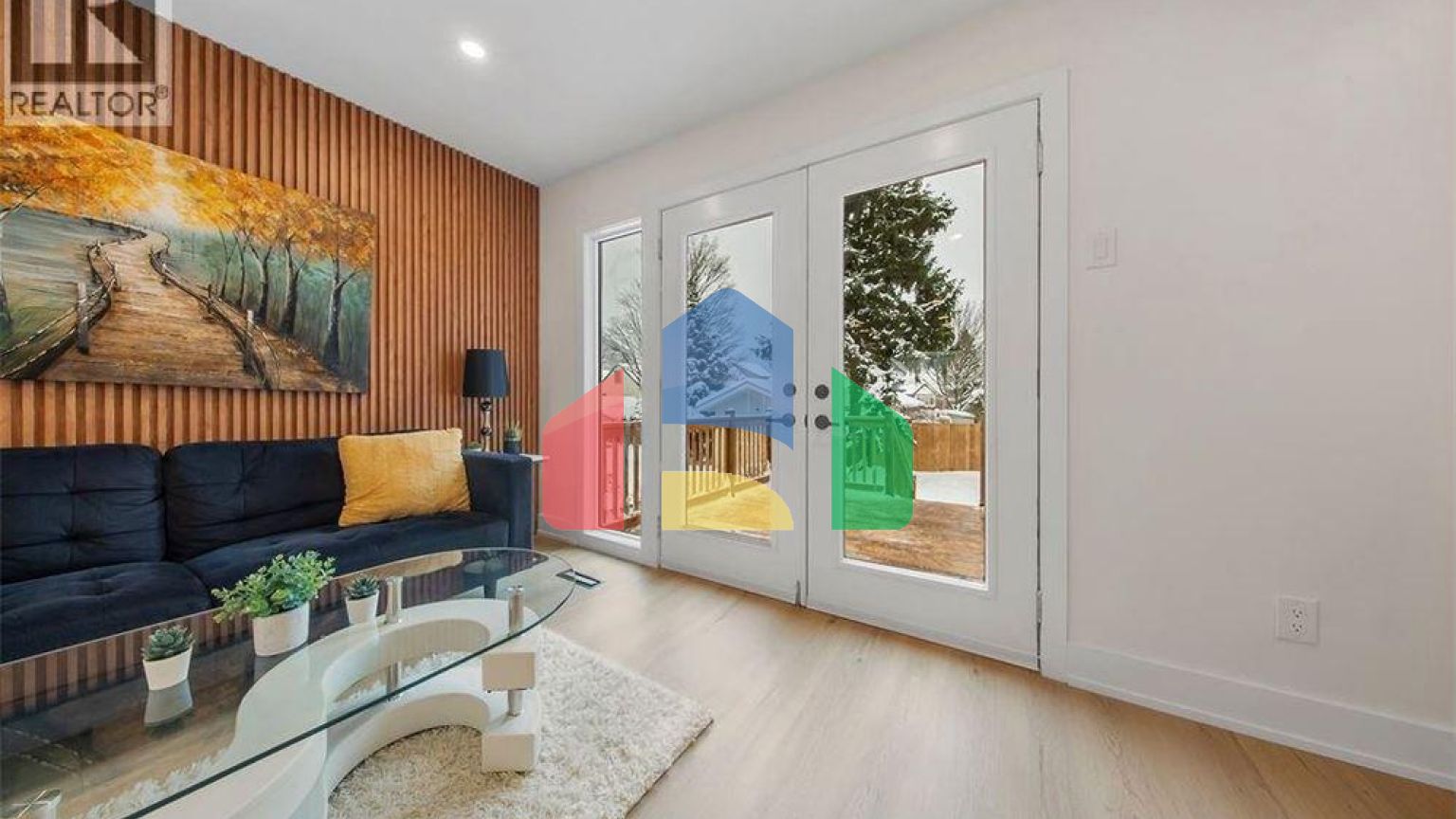 Residential - Single Family Home - Hamilton, Canada - Canada