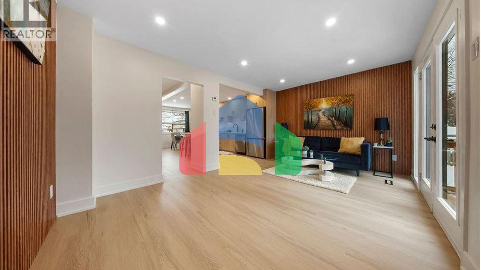 Residential - Single Family Home - Hamilton, Canada - Canada