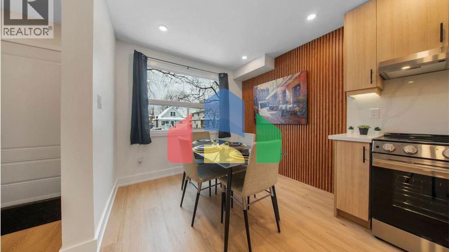 Residential - Single Family Home - Hamilton, Canada - Canada