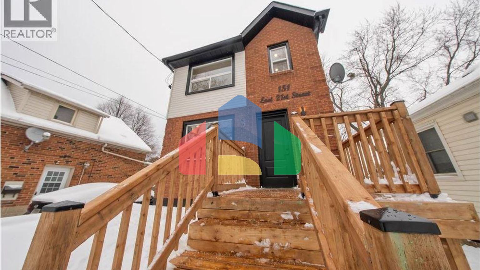 Residential - Single Family Home - Hamilton, Canada - Canada