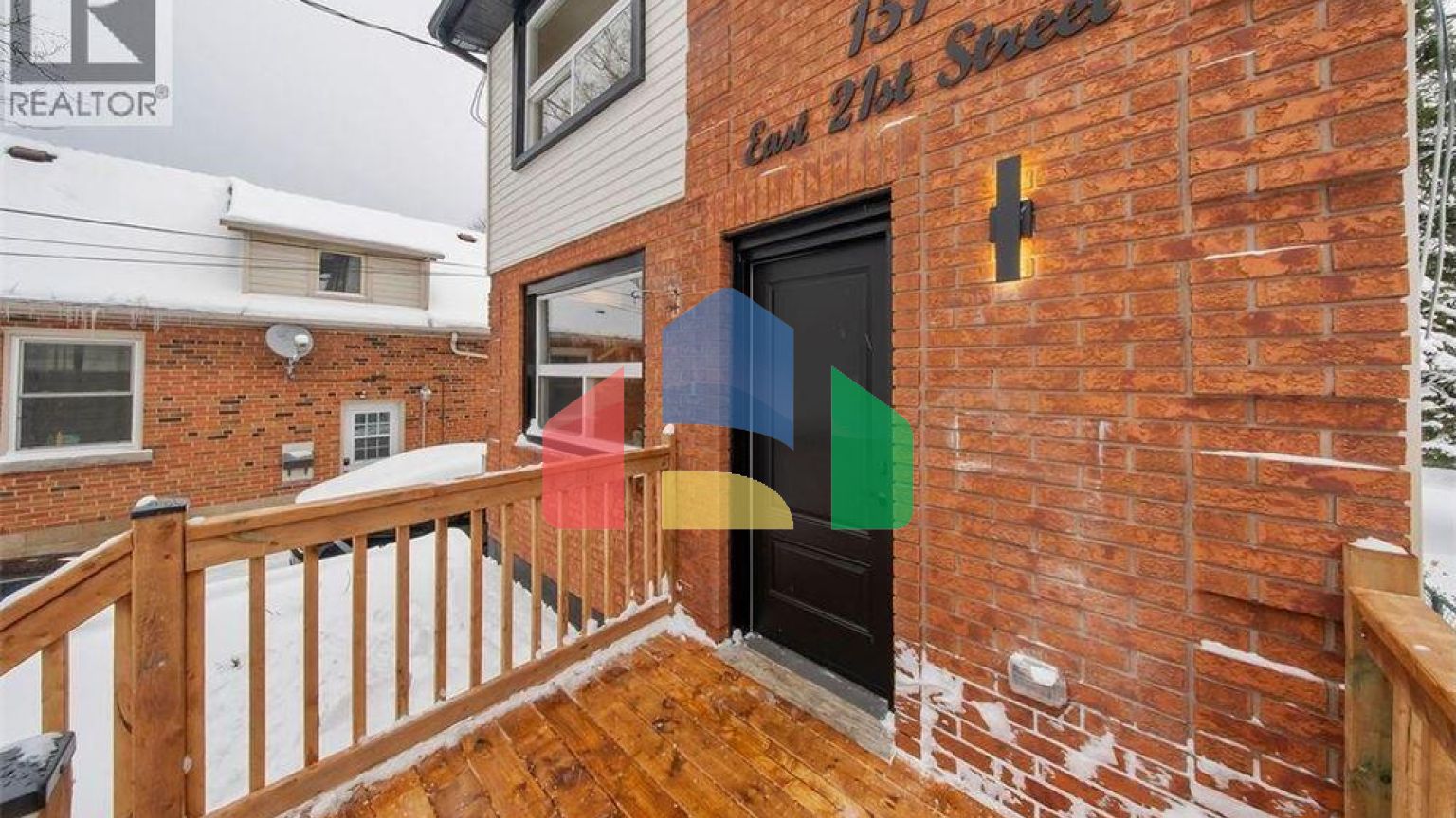 Residential - Single Family Home - Hamilton, Canada - Canada