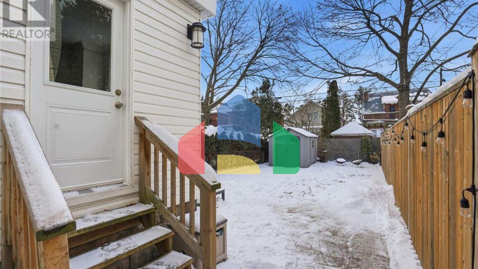 Residential - Single Family Home - Hamilton, Canada - Canada