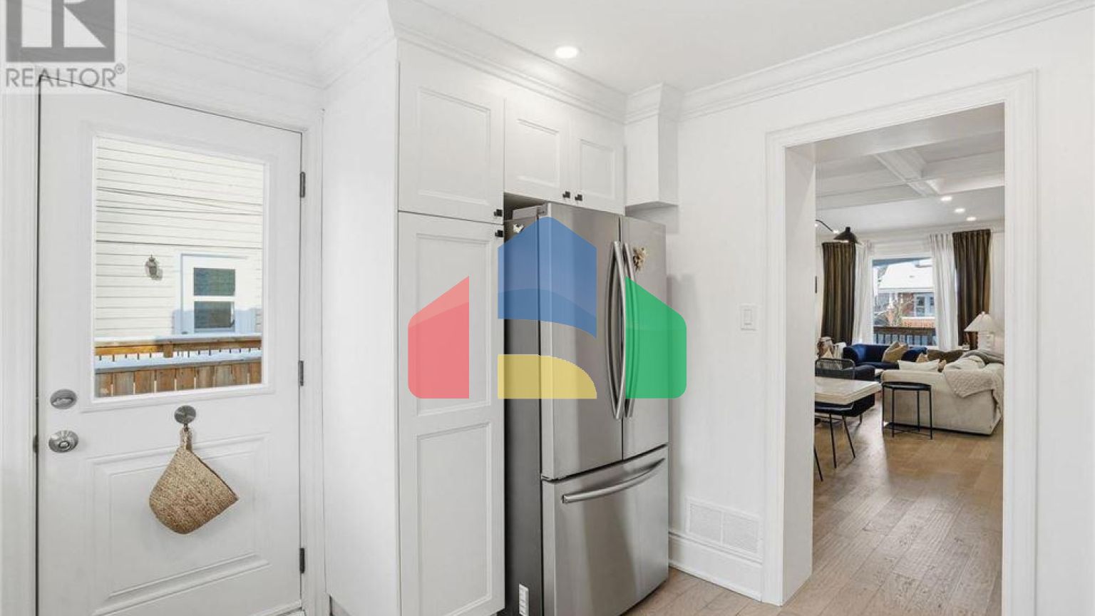 Residential - Single Family Home - Hamilton, Canada - Canada