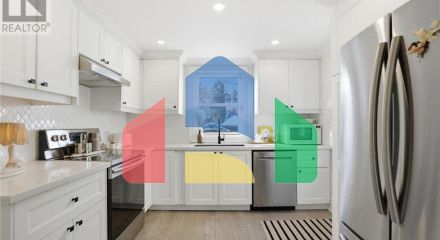 Residential - Single Family Home - Hamilton, Canada - Canada