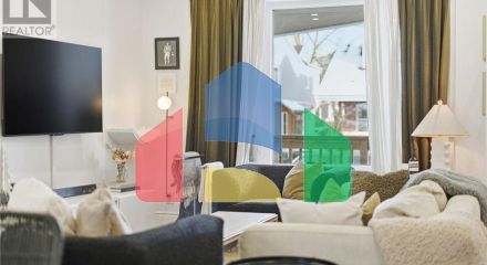 Residential - Single Family Home - Hamilton, Canada - Canada