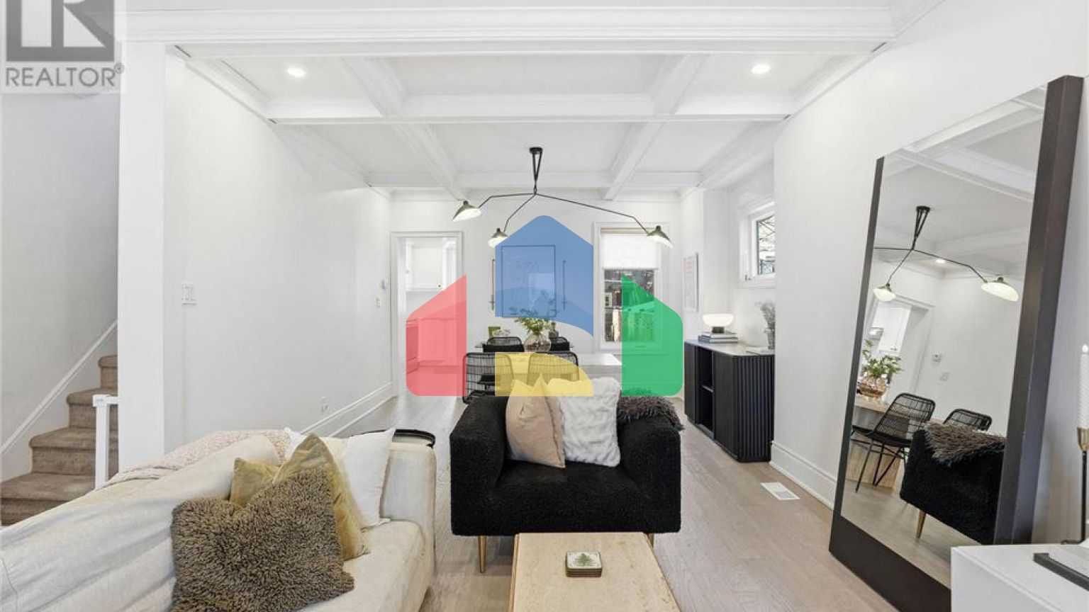 Residential - Single Family Home - Hamilton, Canada - Canada