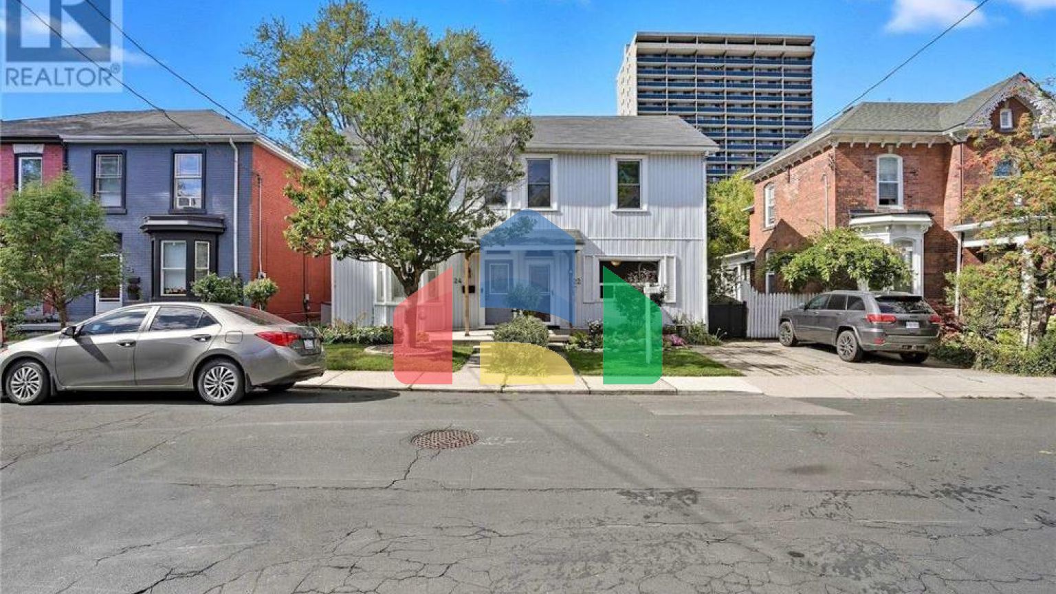 Residential - Single Family Home - Hamilton, Canada - Canada