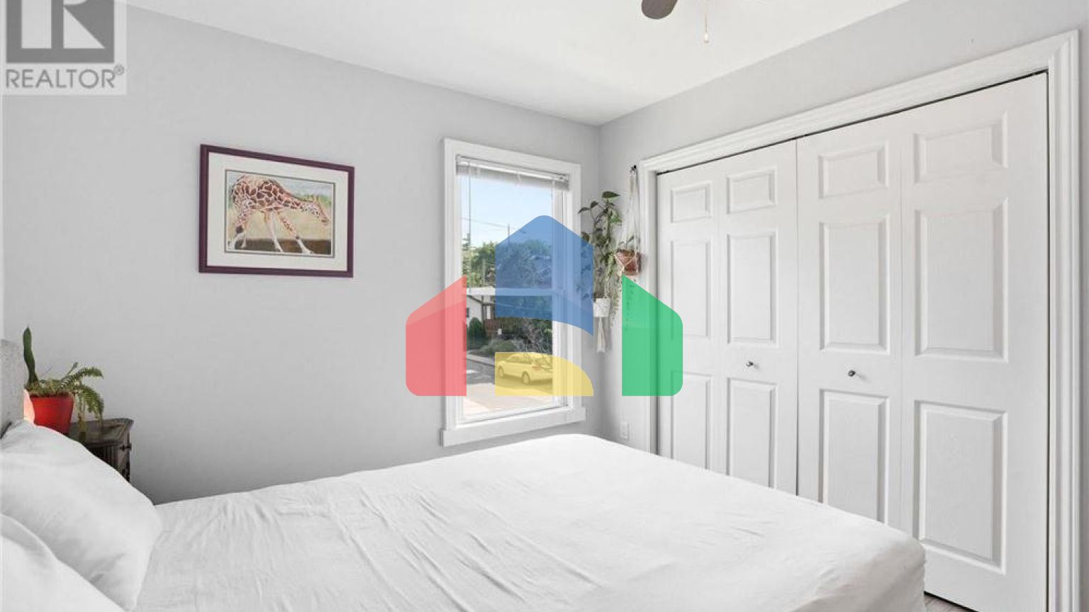 Residential - Single Family Home - Hamilton, Canada - Canada