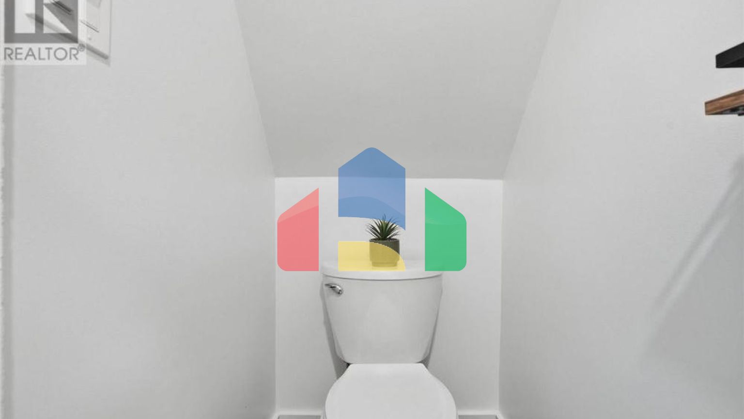 Residential - Single Family Home - Hamilton, Canada - Canada