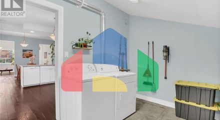 Residential - Single Family Home - Hamilton, Canada - Canada