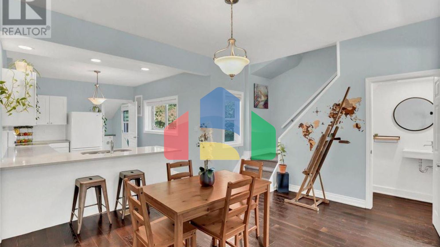 Residential - Single Family Home - Hamilton, Canada - Canada