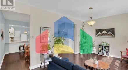 Residential - Single Family Home - Hamilton, Canada - Canada