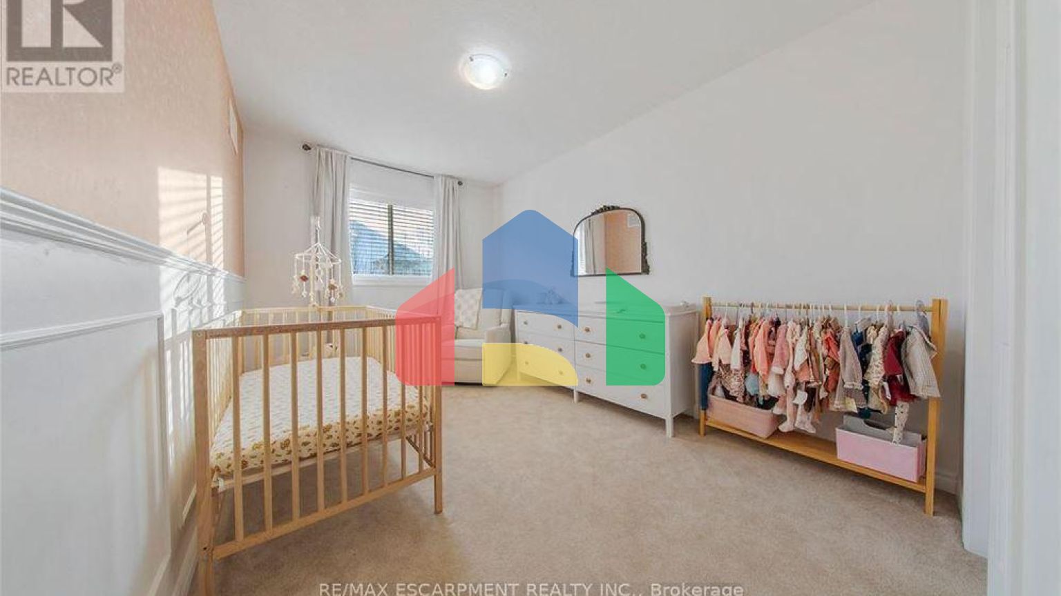 Residential - Townhouse - Hamilton, Canada - Canada